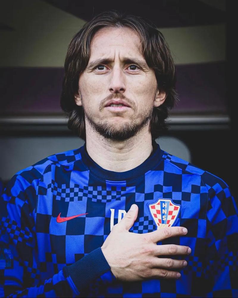 2K26能力值更新：哈登+1升至90，詹姆斯-2跌至92