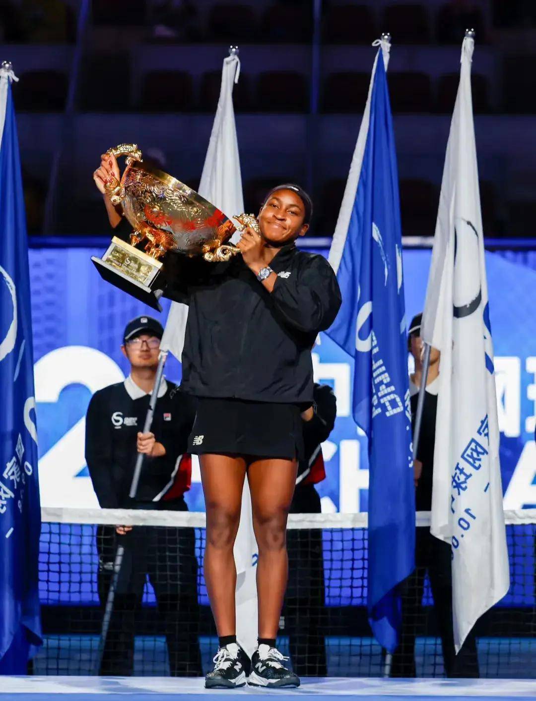 赛场上多次 赛场上多次